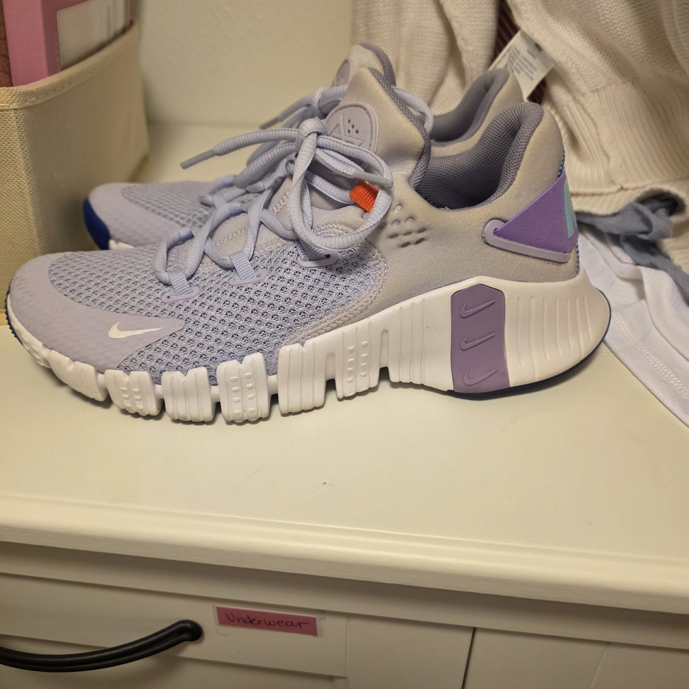 Nike Metcon Lavender and White Sneakers